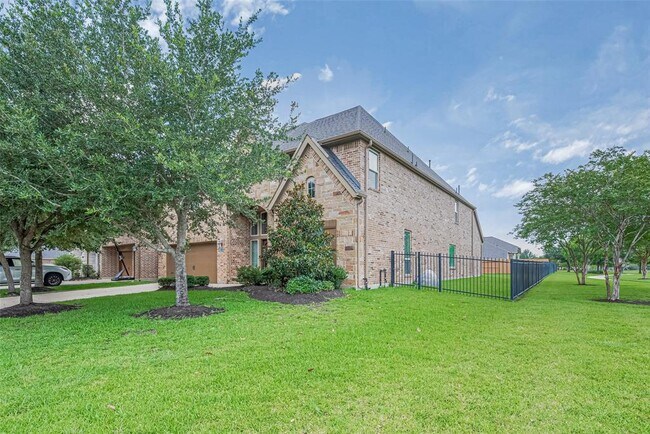Building Photo - 27906 Colonial Point Dr