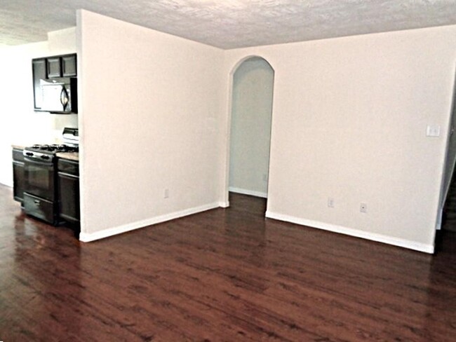 Building Photo - 3410 Maris Way