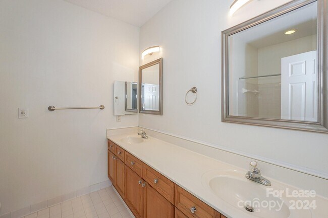 Building Photo - 18840 Nautical Dr