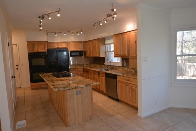 Building Photo - 3612 Serena Woods Ct