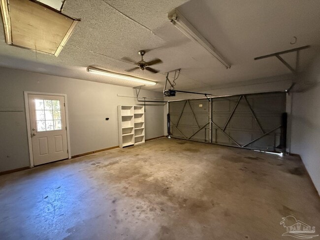 Building Photo - 7731 Beechwood Dr