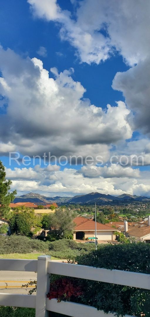 Building Photo - 11872 Bernardo Terrace