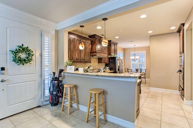 Building Photo - 4745 Durham Dr