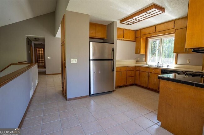 Building Photo - 1540 Magnolia Pl