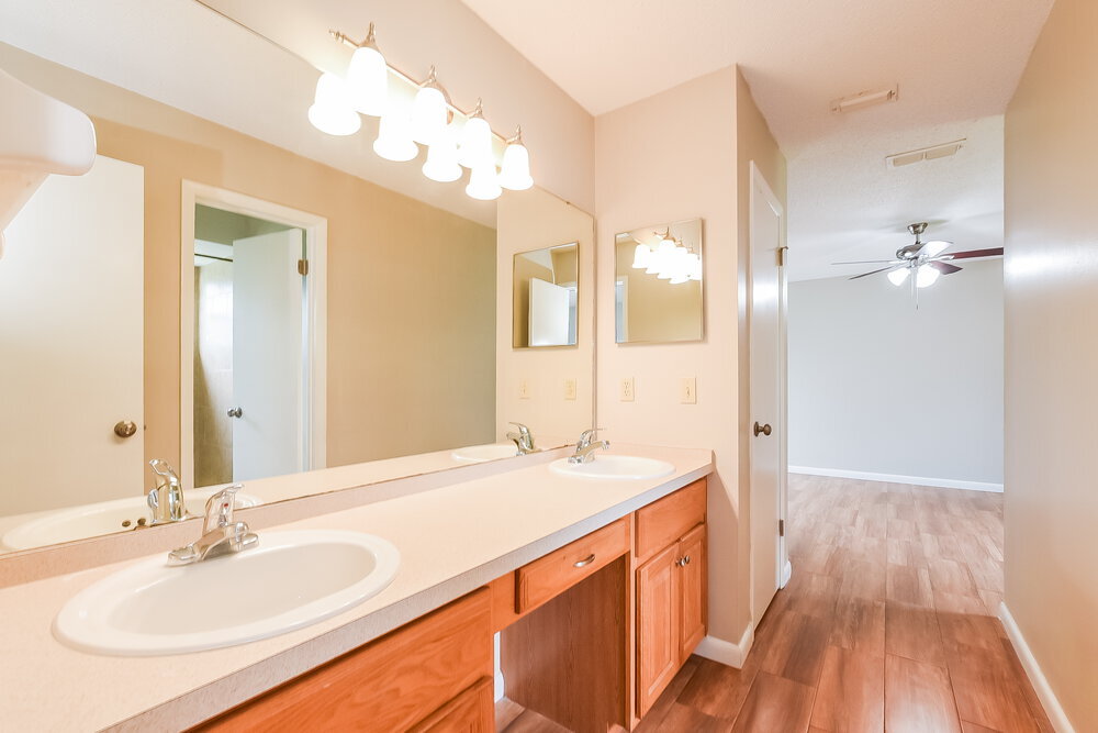 Building Photo - 2854 Camomile Dr