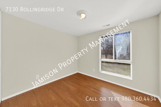 Building Photo - 7130 Rollingridge Dr