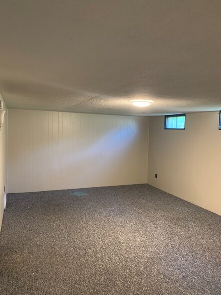 Building Photo - 5693 Roseworth Ct SE