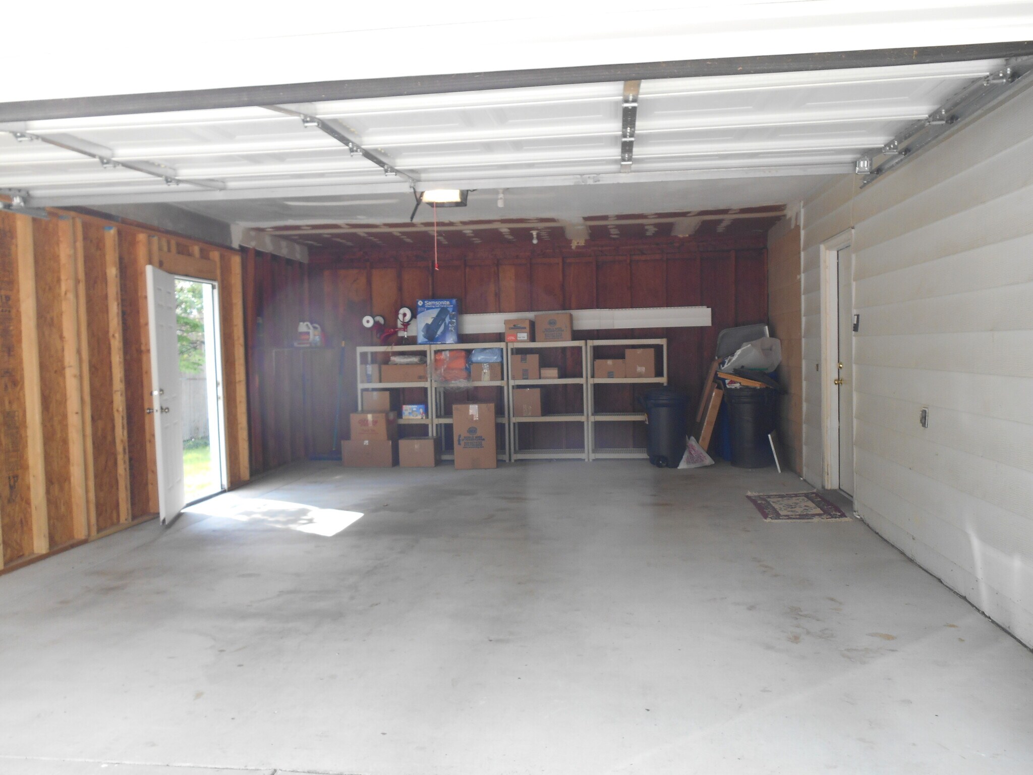 Building Photo - 524 Ranch Dr