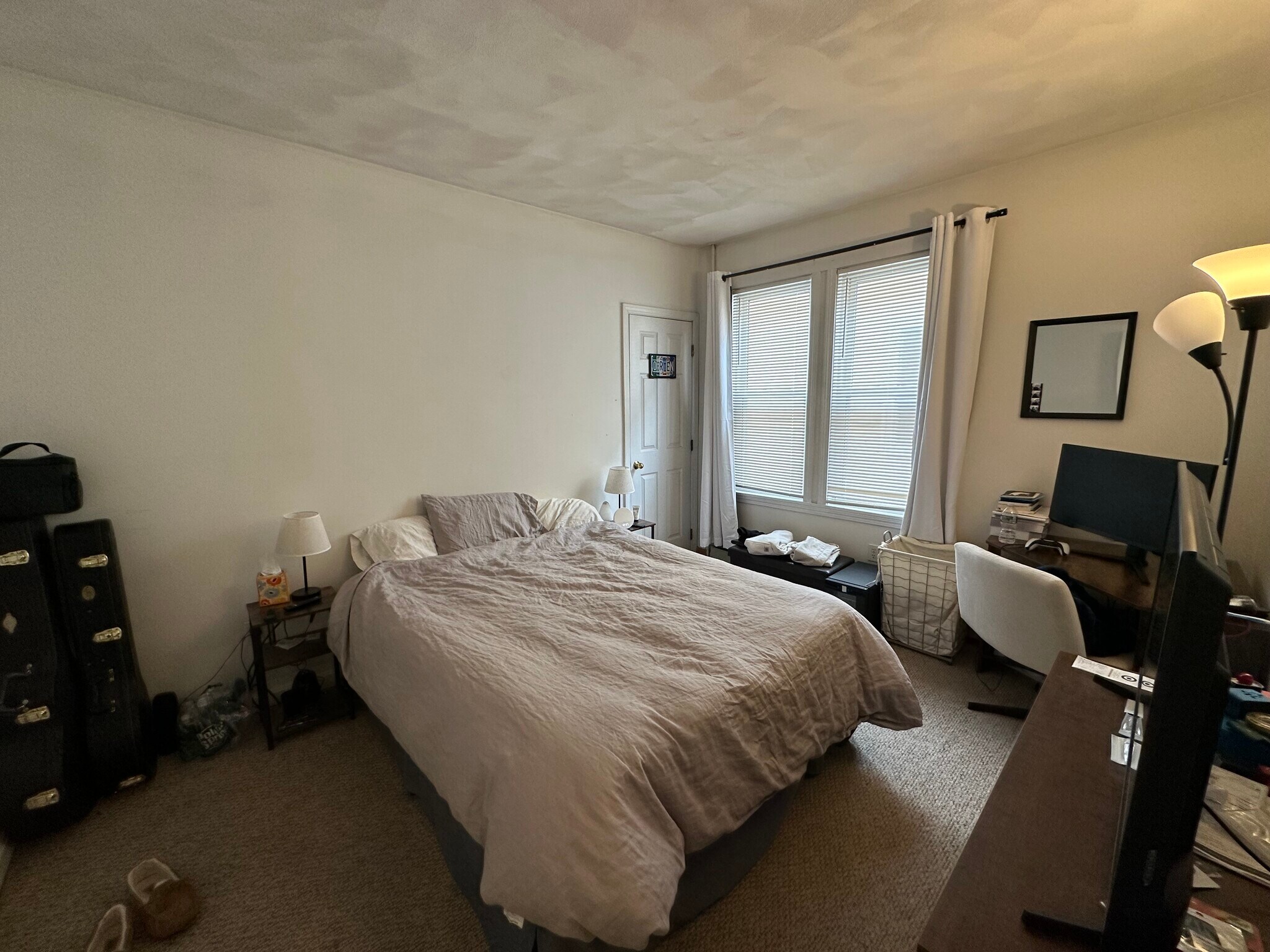 Building Photo - 58 Mansfield St