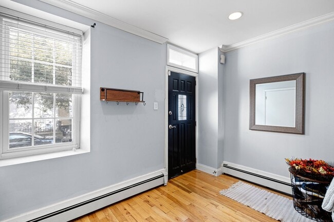 Building Photo - 147 East St