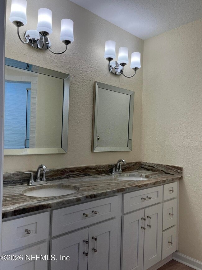 Building Photo - 1701 The Greens Way