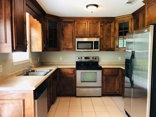 Building Photo - Spacious & Modern Ray City Retreat with Large Lot & Privacy!