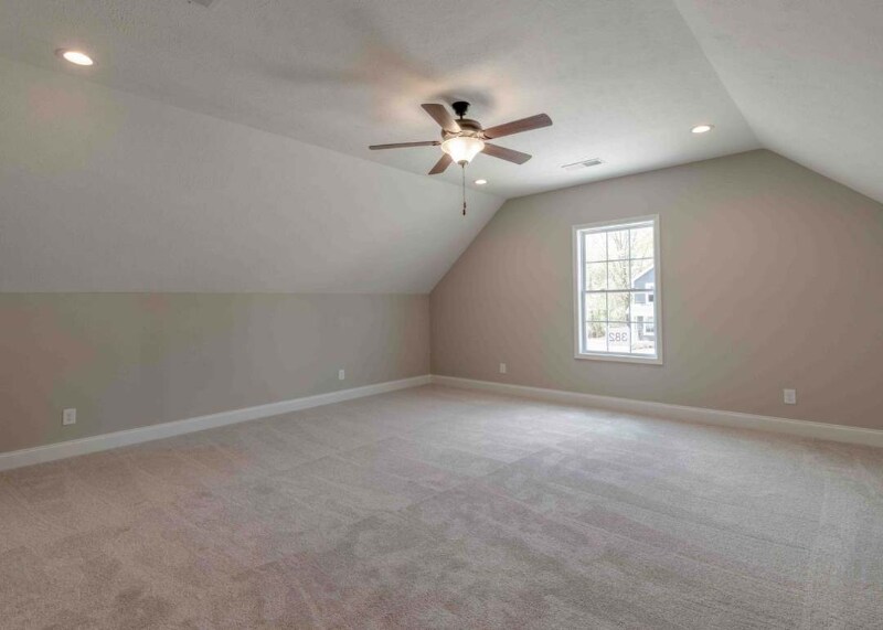 Building Photo - 180 Bonnell Dr