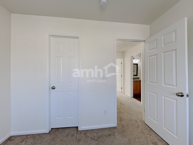 Building Photo - 1182 S Fultondale Cir