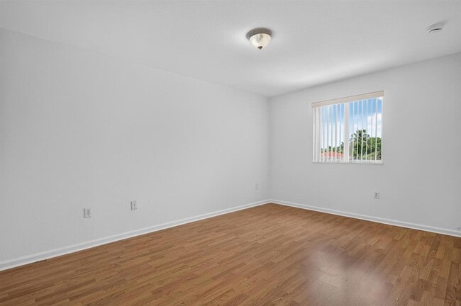 Building Photo - 5732 SW 162nd Pass