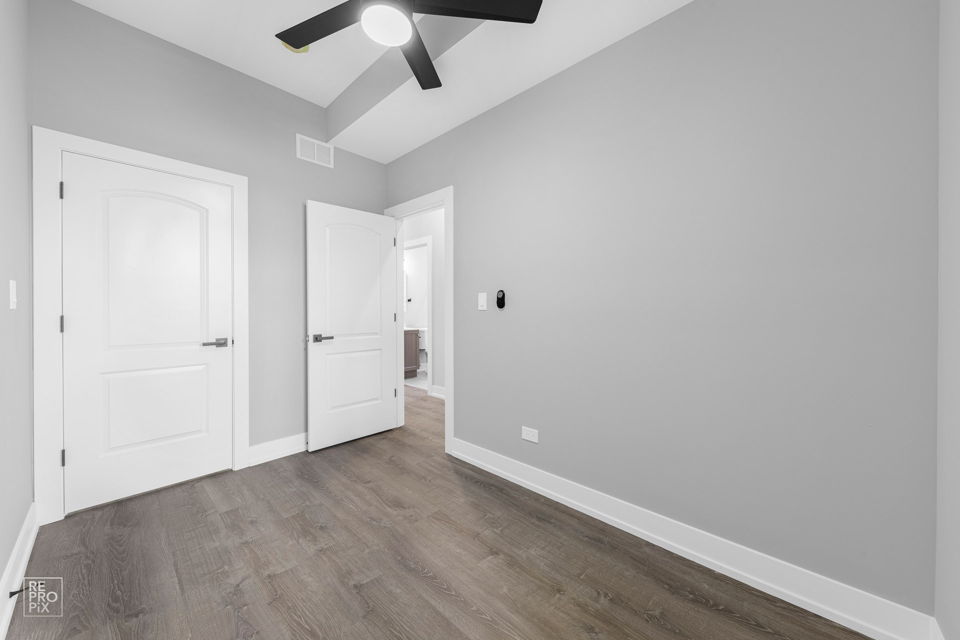 Building Photo - 2317 W Taylor St