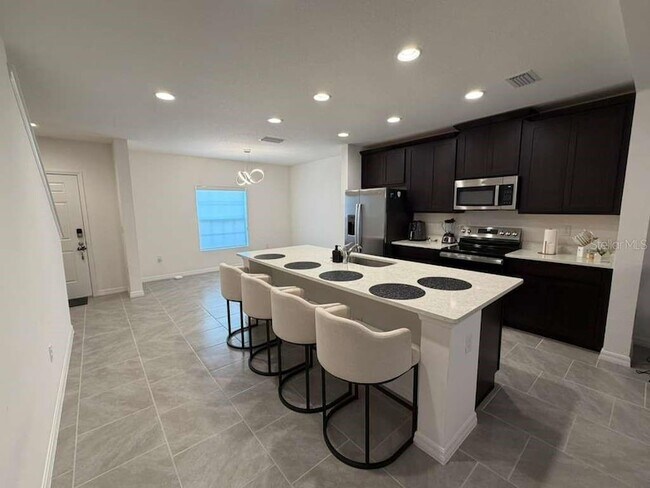 Building Photo - 1239 Sand Torch Cir