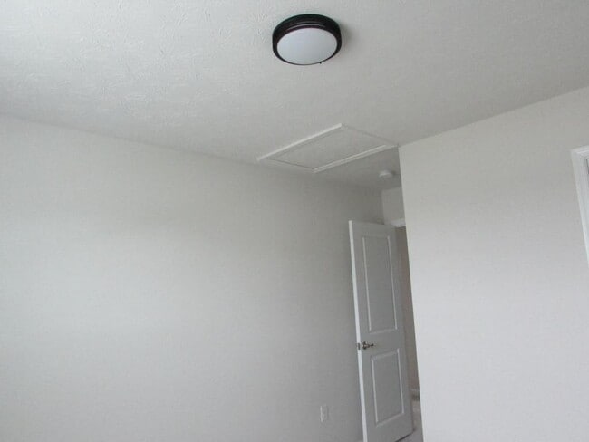 Building Photo - 5109 Red Buckeye Dr