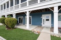 Building Photo - 5 River Row