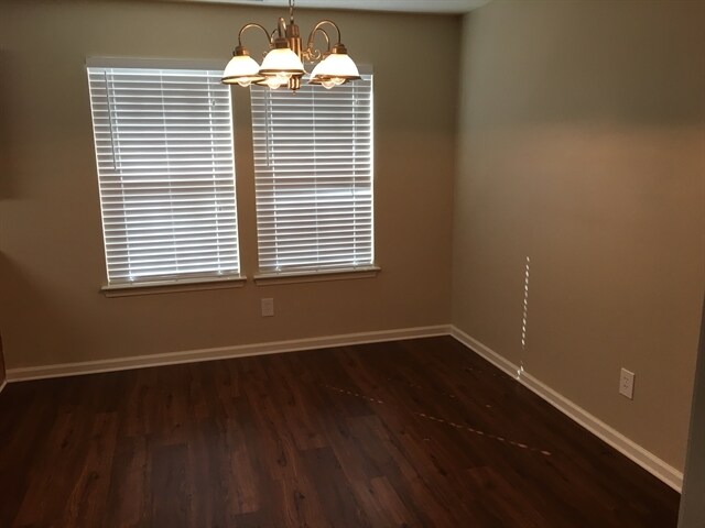 Building Photo - 13 Holly Springs Cir