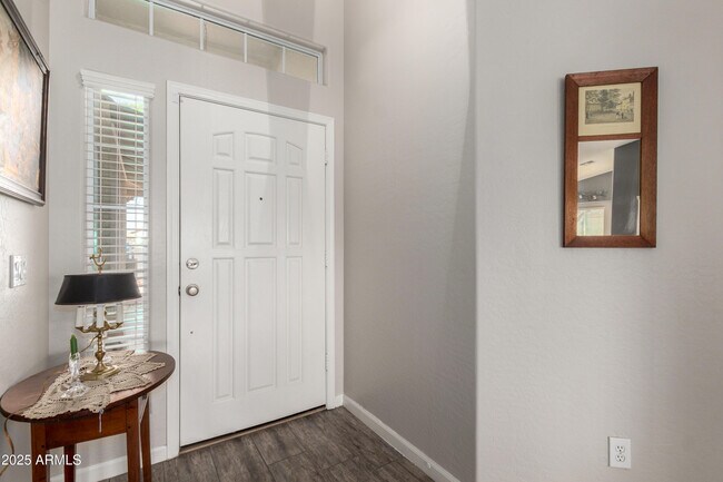 Building Photo - 16325 W Paradise Ln