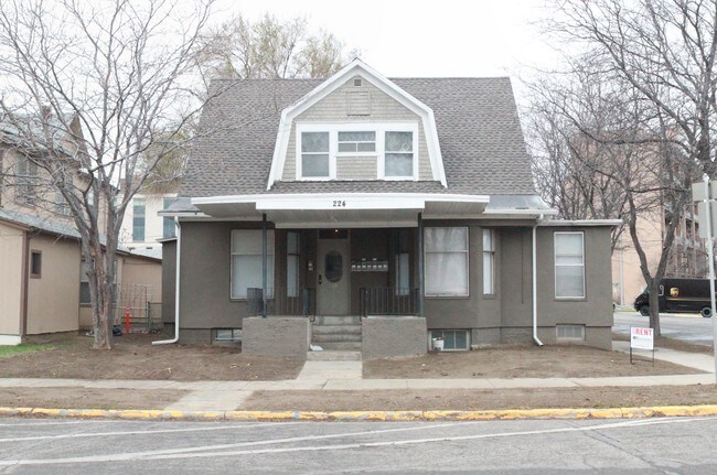Exterior Front - 224 N 24th St