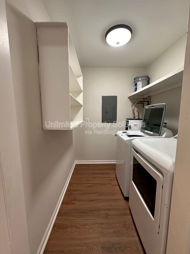 Building Photo - 118 Horn Rd