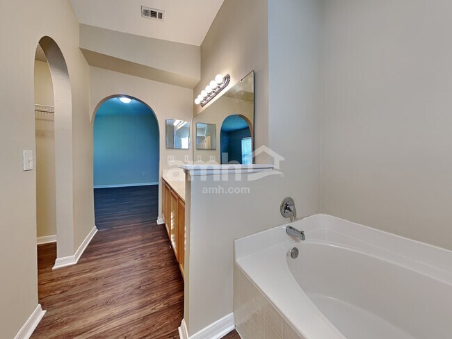 Building Photo - 1367 Oden Ct