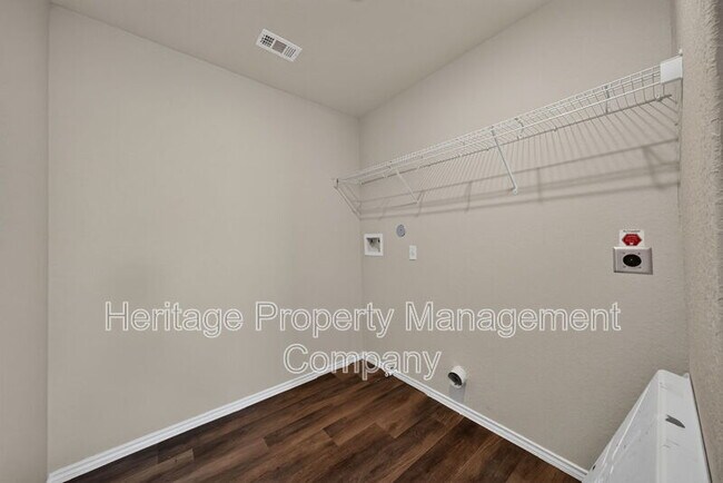 Building Photo - 6326 Willow Point Blvd
