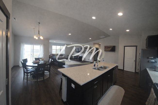 Building Photo - Spacious Open-Concept Single-Level Home