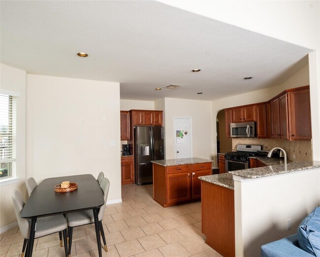 Building Photo - 3009 Trail Creek Ct