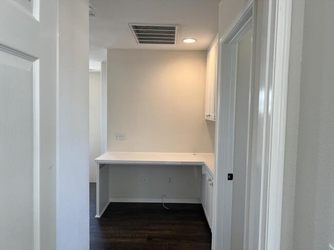 Building Photo - 29752 Camino Cristal