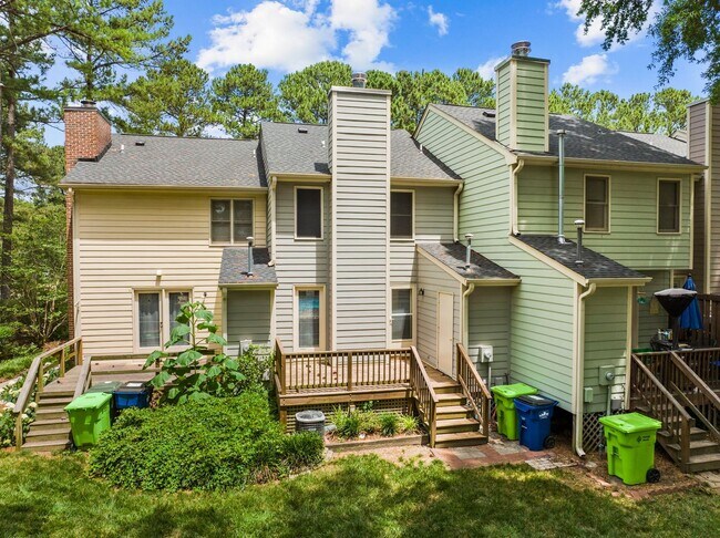 Building Photo - 5624 Darrow Dr