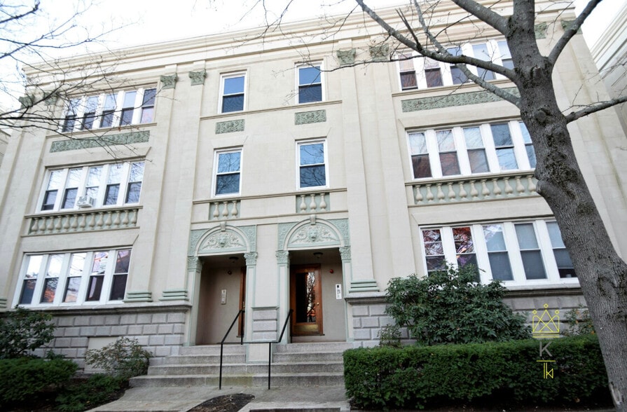 Building Photo - 62 Egmont St