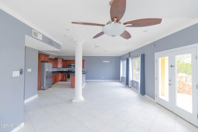 Building Photo - 4744 Excalibur Dr