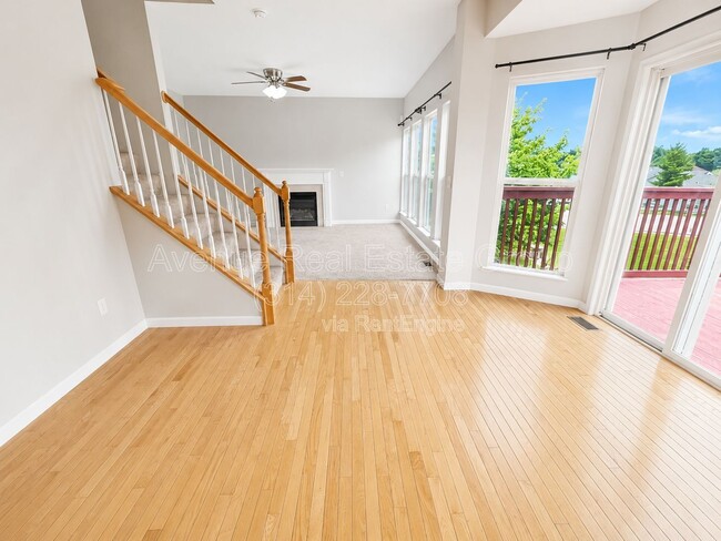 Building Photo - 555 Fortress Ct