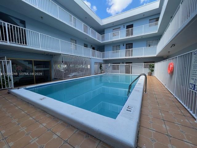 Building Photo - 1735 NE 164th St