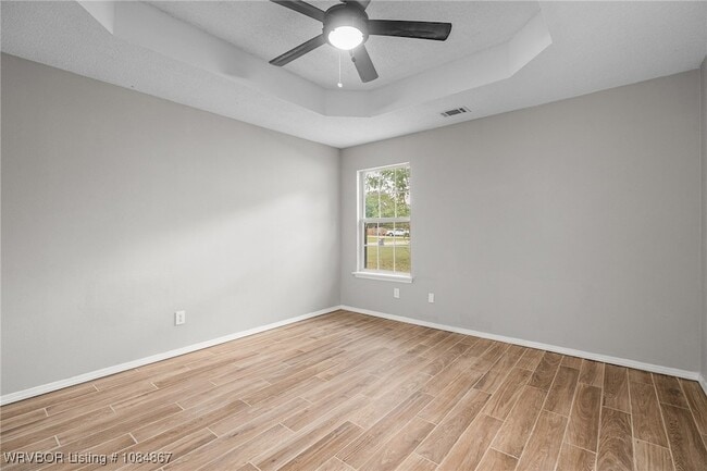 Building Photo - 1561 Whippoorwill Dr