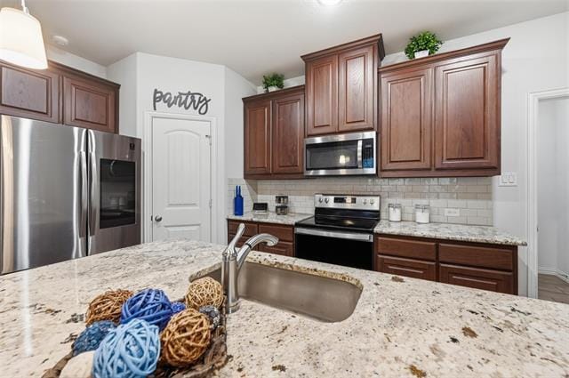 Building Photo - 196 Lady Bird Dr