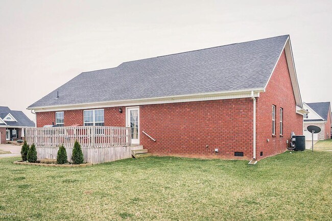 Building Photo - Beautiful 3-Bed Home In Mount Washington