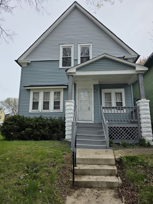 Building Photo - 2308 W Clarke St