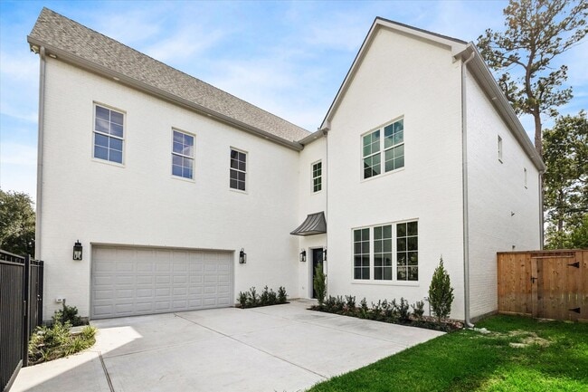 Building Photo - 7203 Tickner St