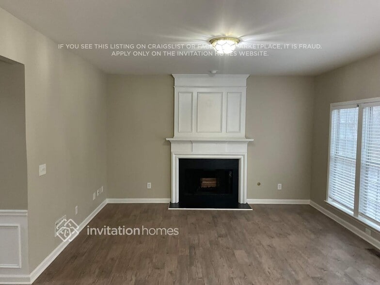 Building Photo - 2714 Spindletop Ln NW