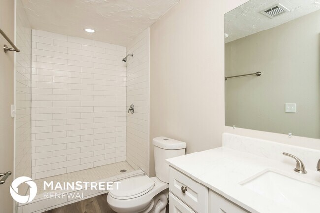 Building Photo - 674 Altamira St NW