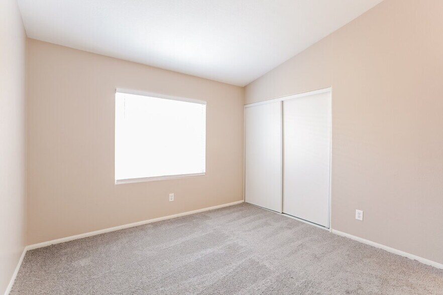 Building Photo - 6306 Wild Strawberry Ln