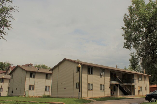 Primary Photo - West Park Apartments