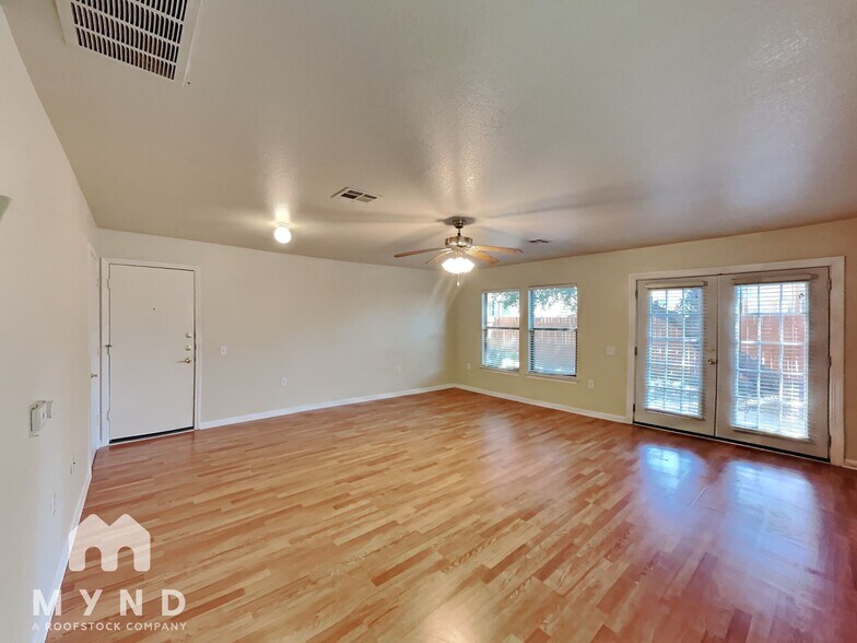 Building Photo - 6905 Doyal Dr