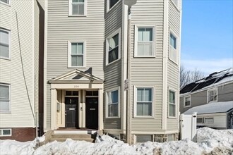Building Photo - 200 Emerson St