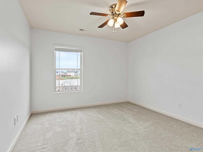 Building Photo - 30057 Glenrose Way