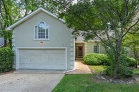 Building Photo - 1004 Elmshade Ln